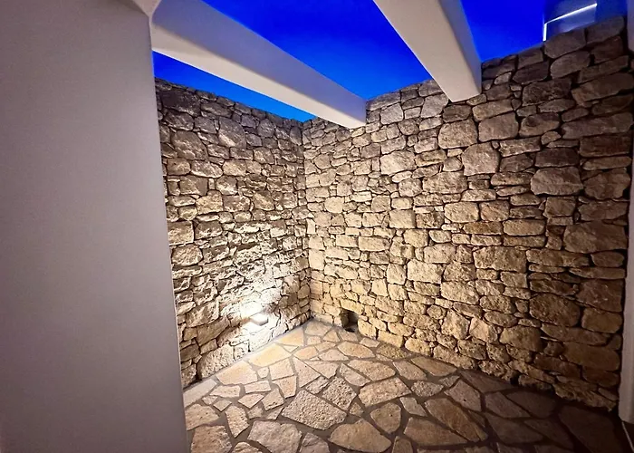 Aeris Pori Jacuzzi *